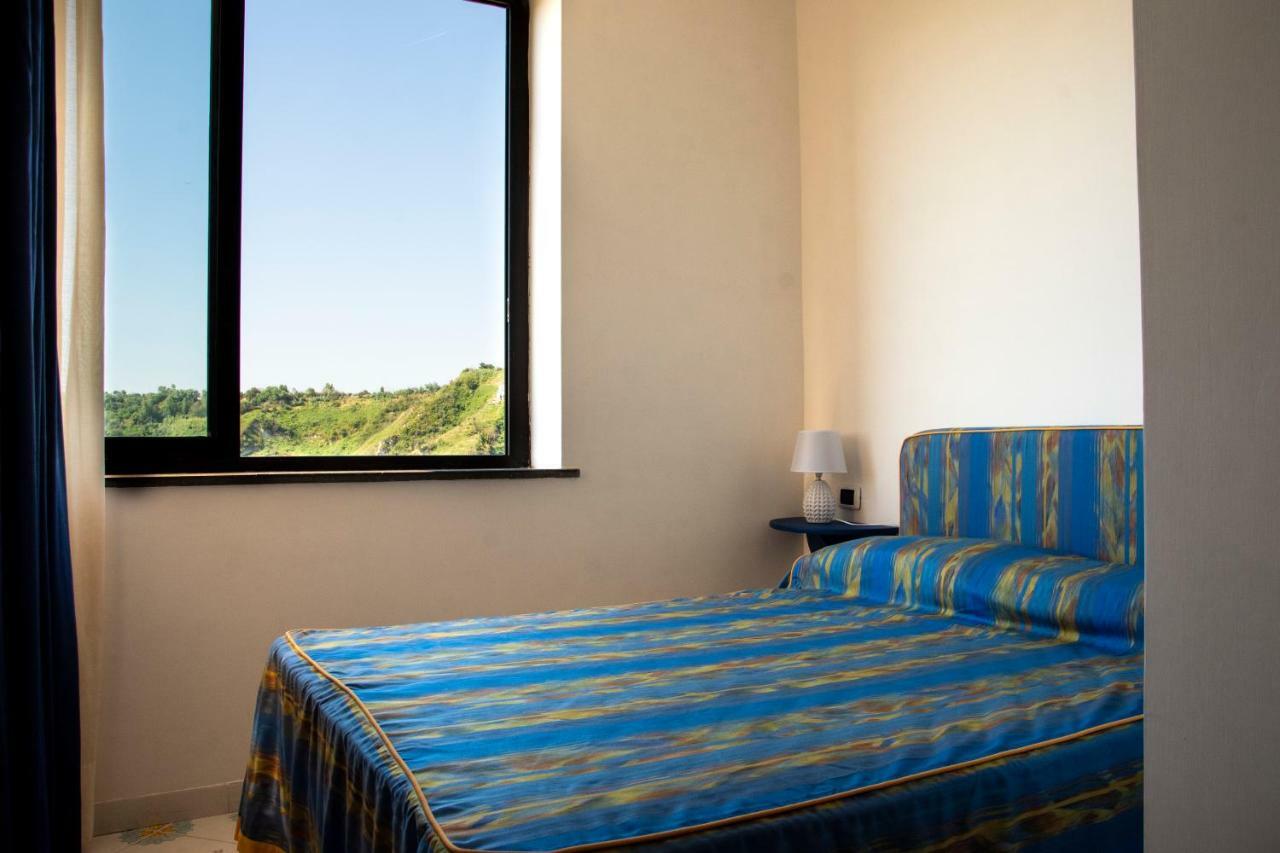 B&B Lofanello Pozzuoli Luaran gambar